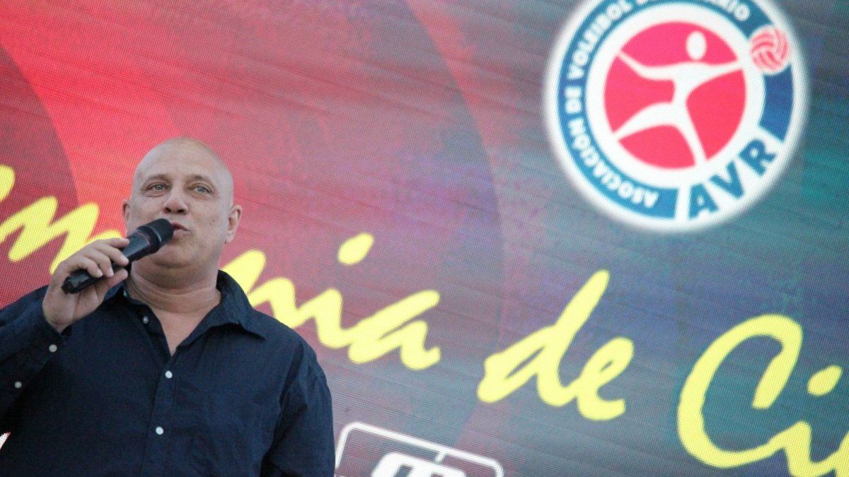 Los seleccionados de vóley llegan a Rosario: De Cecco y Nicolau cara a cara