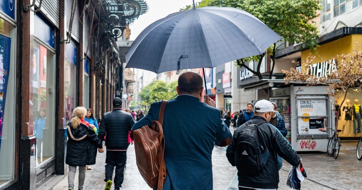 Alerta por tormentas en Rosario este jueves: granizo, ráfagas y frío polar el fin de semana
