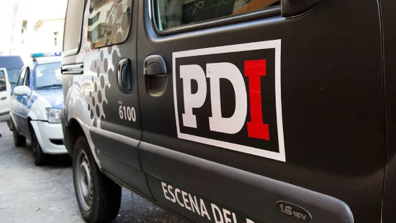 Policía de Rosario presa por filtrar datos de allanamientos en causa de microtráfico