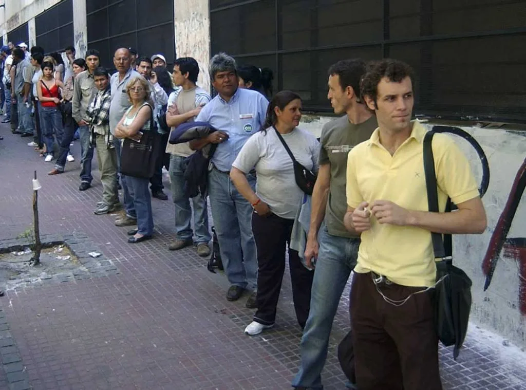 Crisis educativa en Argentina: solo 24% termina estudios terciarios