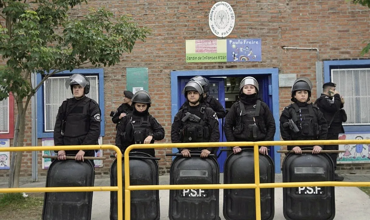 Liberaron al portero del jardín de Empalme Graneros: las pruebas no avalaron las denuncias