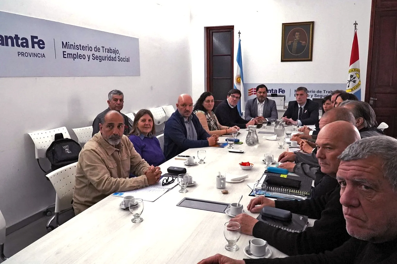 Paritaria Santa Fe: sin oferta oficial, estatales y docentes van al martes