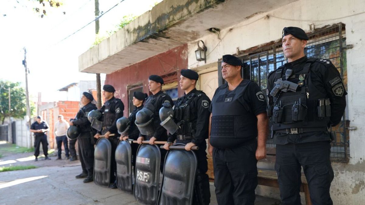 Rosario: derribaron un búnker de drogas en Pérez tras operativo provincial