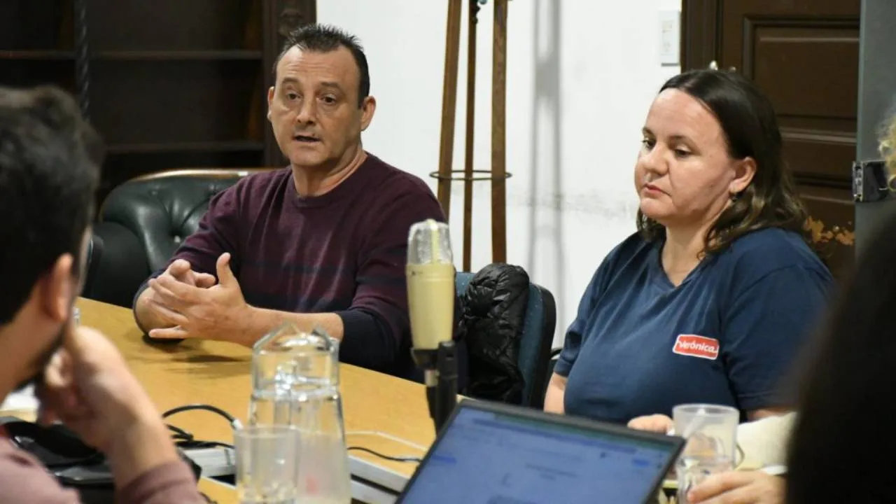 Lácteos Verónica: 15 trabajadores de Rosario reclaman sueldos impagos