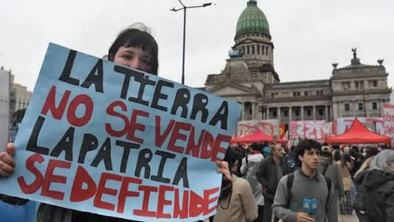 Corte Suprema revocó fallo sobre Ley de Tierras y DNU 70/23