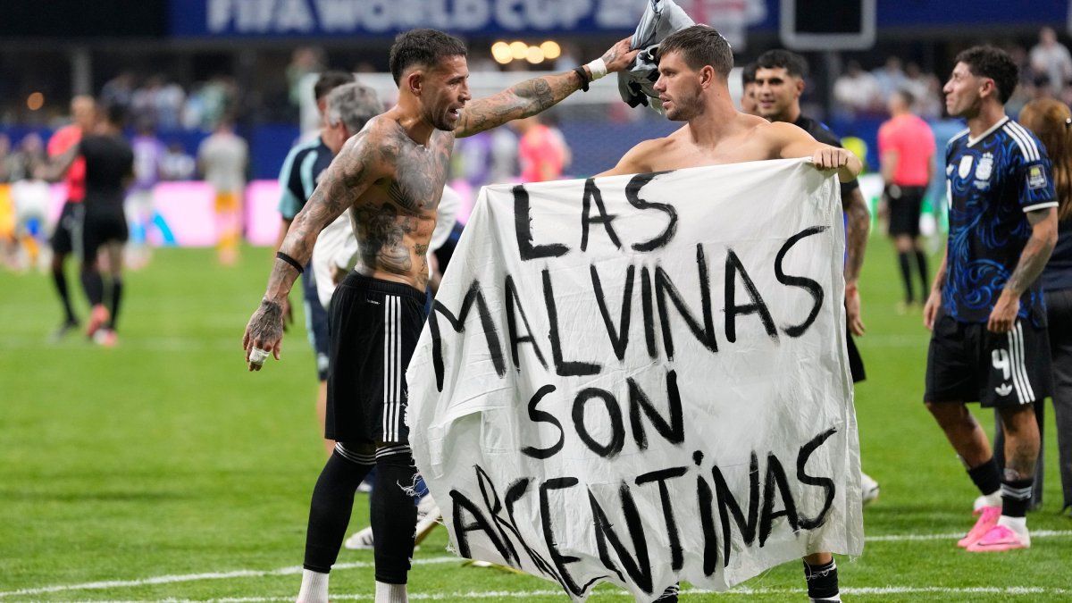 Lo Celso desafió a la FIFA con bandera de Malvinas tras vencer a Inglaterra