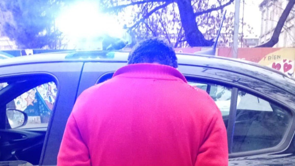 Lo atraparon exhibiéndose en Echesortu y tenía pedido de captura activo en Rosario