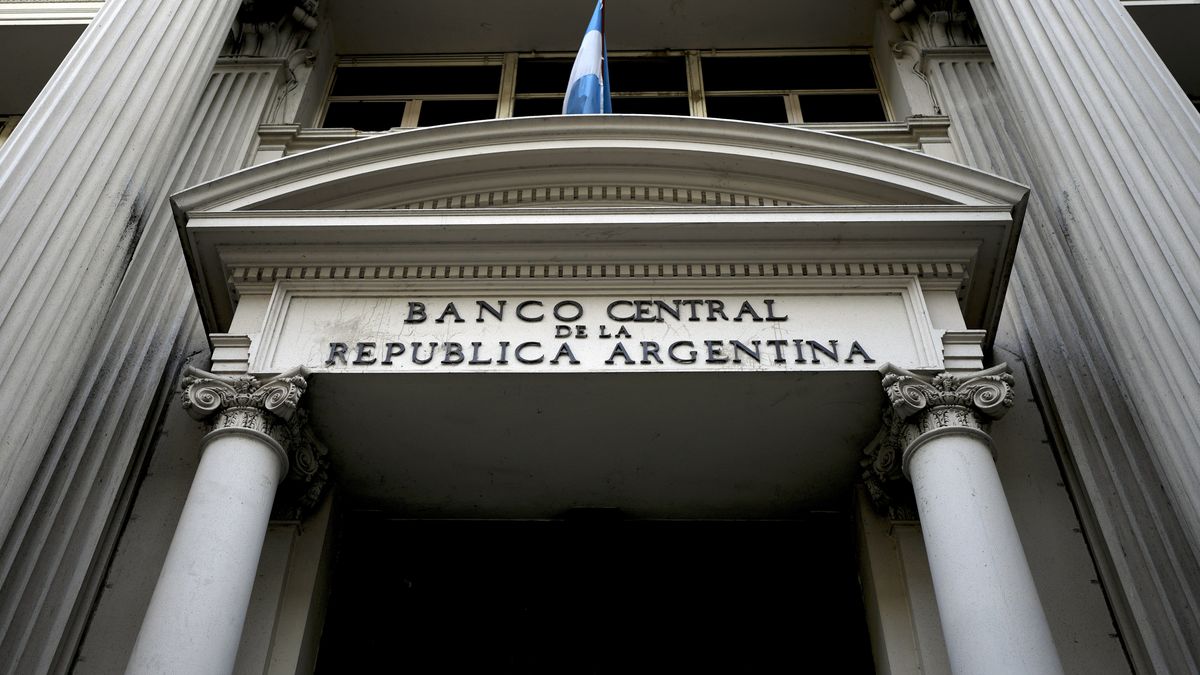 Bancos cerrados en Rosario: cinco días seguidos en noviembre por feriados