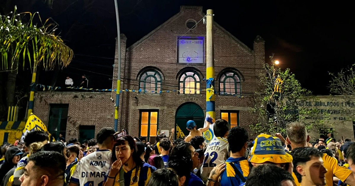 Central festeja la Supercopa Internacional en Rosario