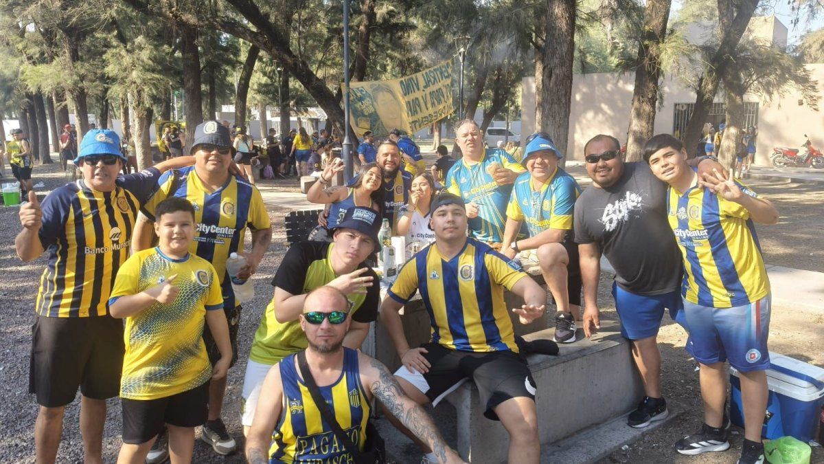 Rosario Central: hinchas coparon Santiago del Estero ante Estudiantes