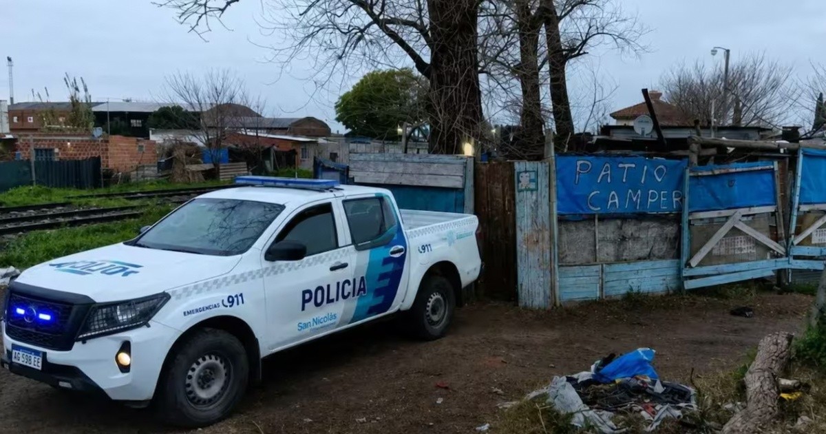 Encontraron enterrado en el patio a un hombre desaparecido en San Nicolás: su pareja, detenida