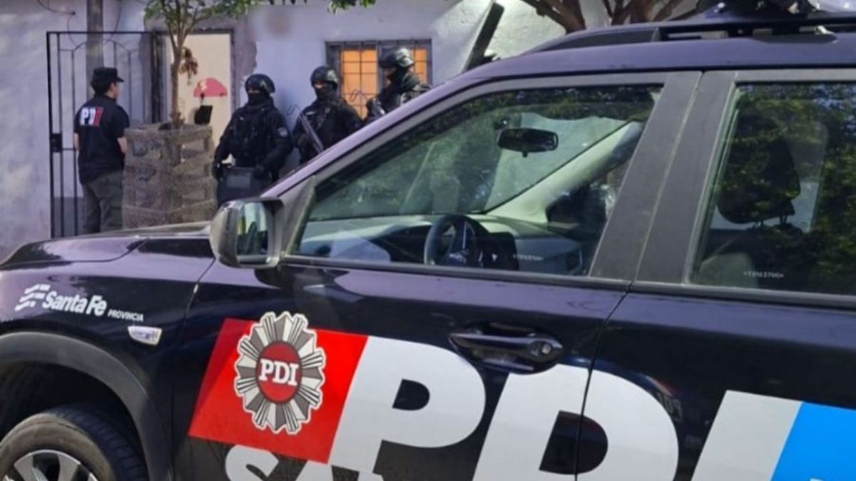 18 allanamientos en Tablada, Alvear y Vía Honda contra banda narco ligada a 'Caquita' Andriotti