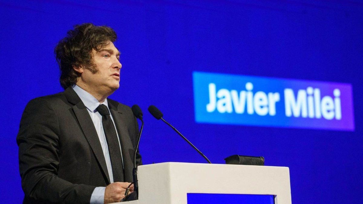 Milei reconoce que la inflacion 'viene subiendo' pero promete que 'se va a derrumbar'