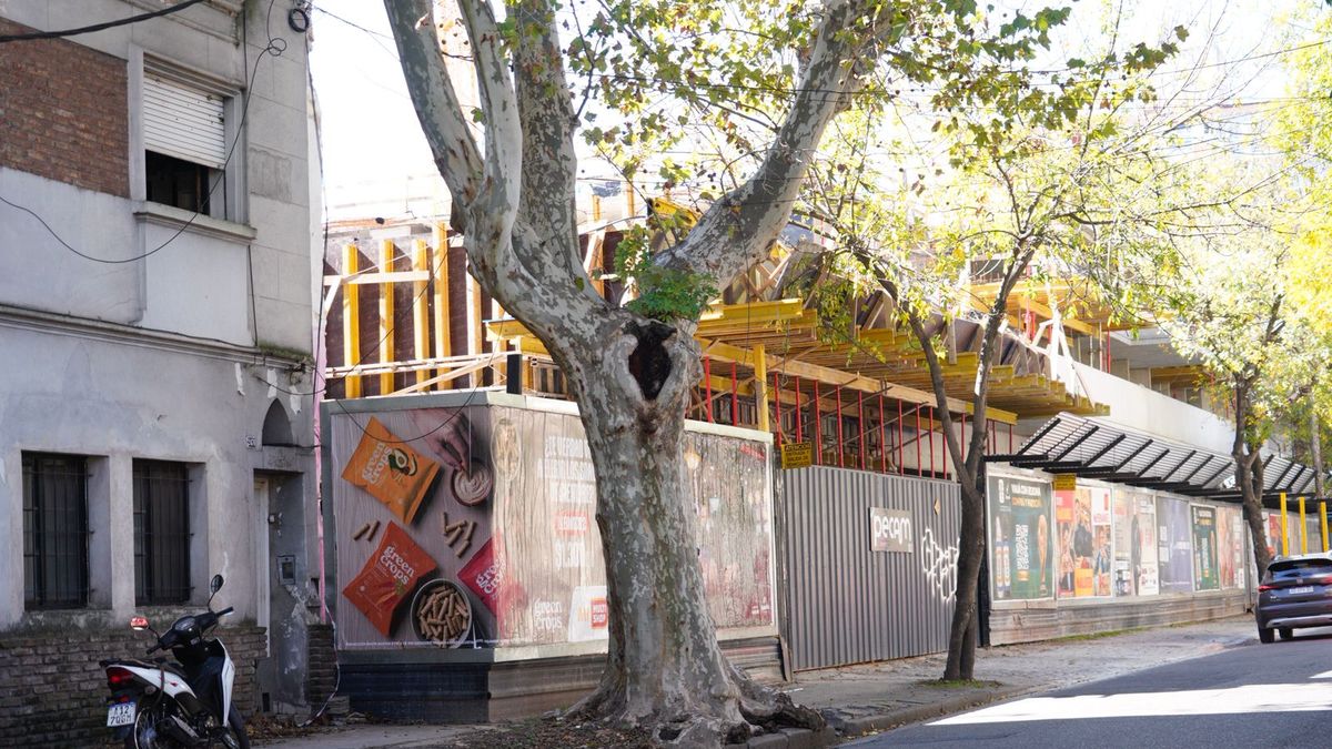 Rosario: proponen boxes temporales para motos frente a obras en construcción