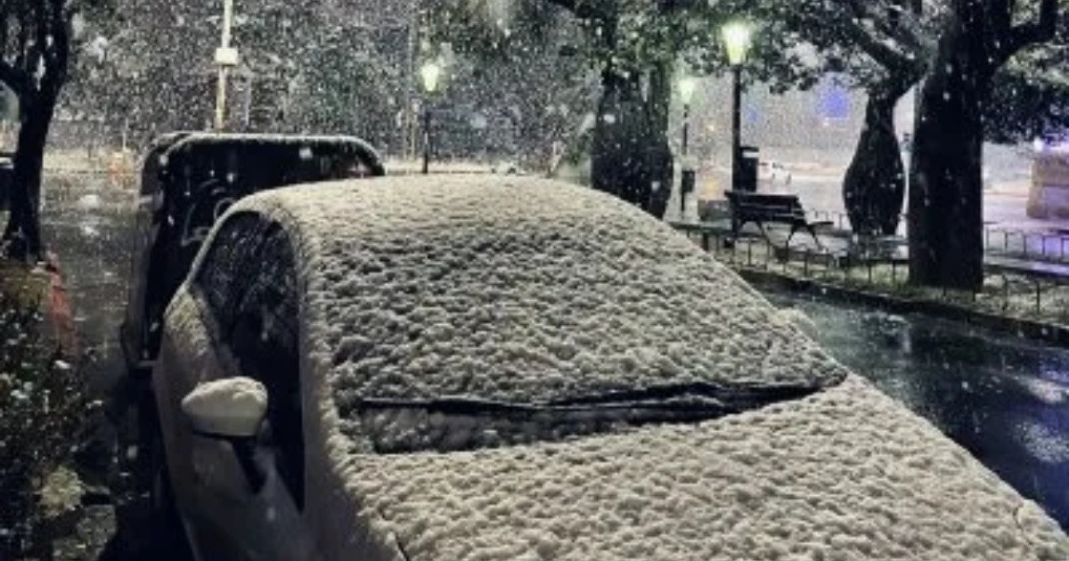 Nevó en Córdoba y Buenos Aires: qué chances hay de ver nieve en Rosario
