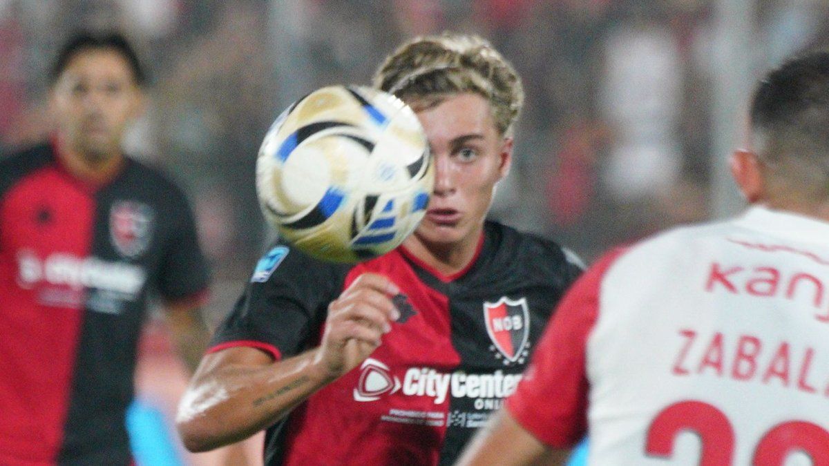 Newell's busca reemplazante del capitán y piensa en Central Córdoba en Rosario