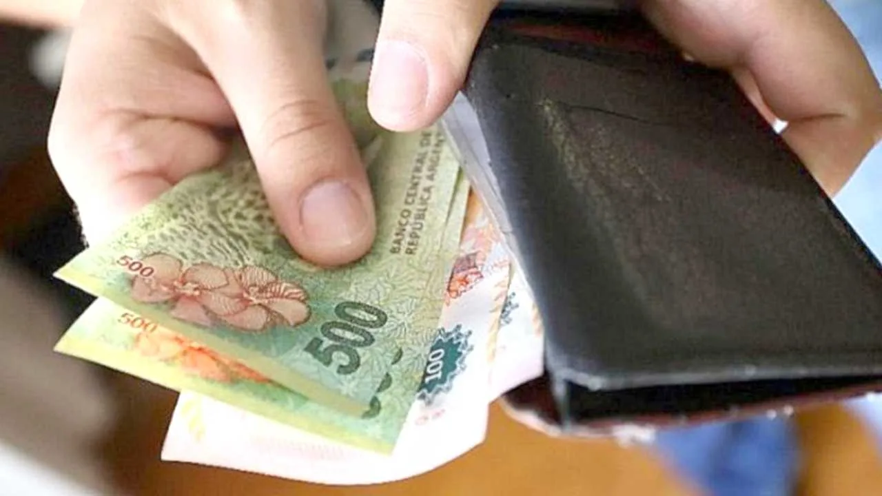 El 87% de los argentinos cambió sus hábitos de consumo para llegar a fin de mes