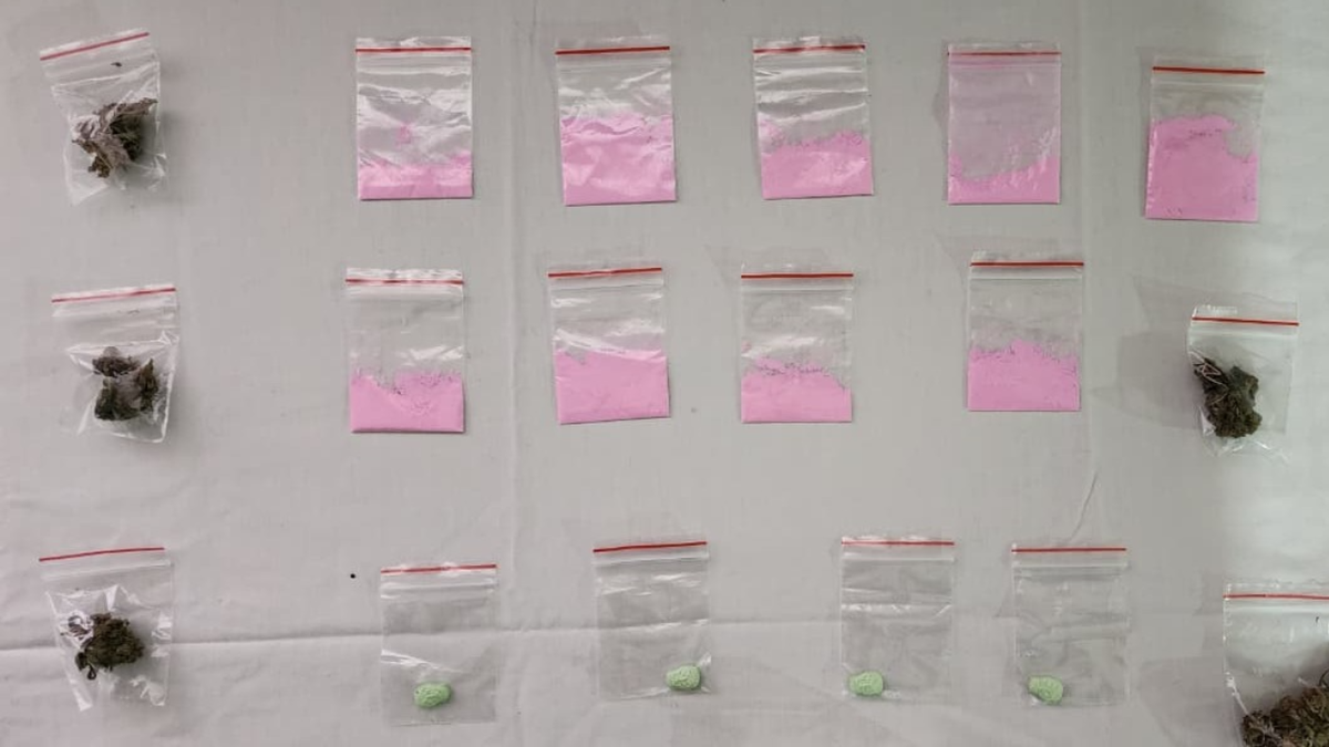 Nueve detenidos en Rosario: allanaron 12 casas y desbarataron una red de drogas ligada a fiestas electrónicas