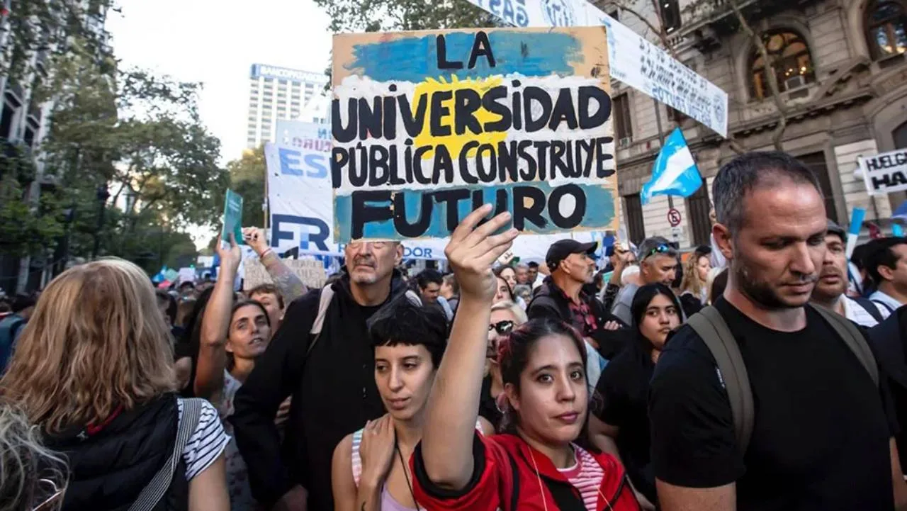 Nuevo paro universitario en Rosario: UNR y UTN paralizadas por salarios y presupuesto