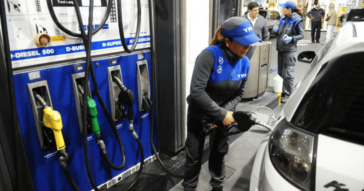 Nafta más cara en Rosario: cuánto cuesta llenar el tanque tras el aumento de agosto