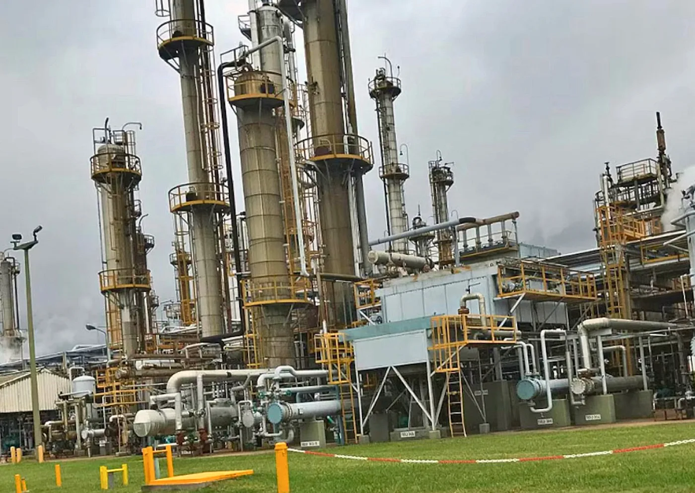 Pampa Energía cierra la única planta de caucho sintético de Argentina en Santa Fe