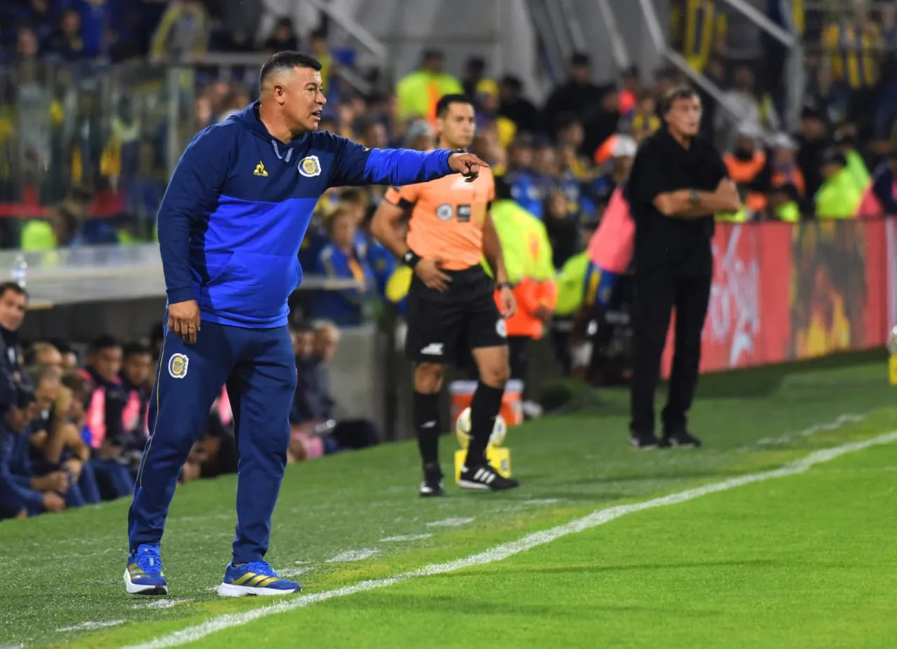 Almirón confía en recuperar a Di María, Ávila y Julián para Libertadores