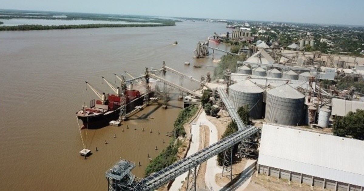 Paro portuario en Rosario: intiman a 536 prácticos y crece la tensión en el Gran Rosario