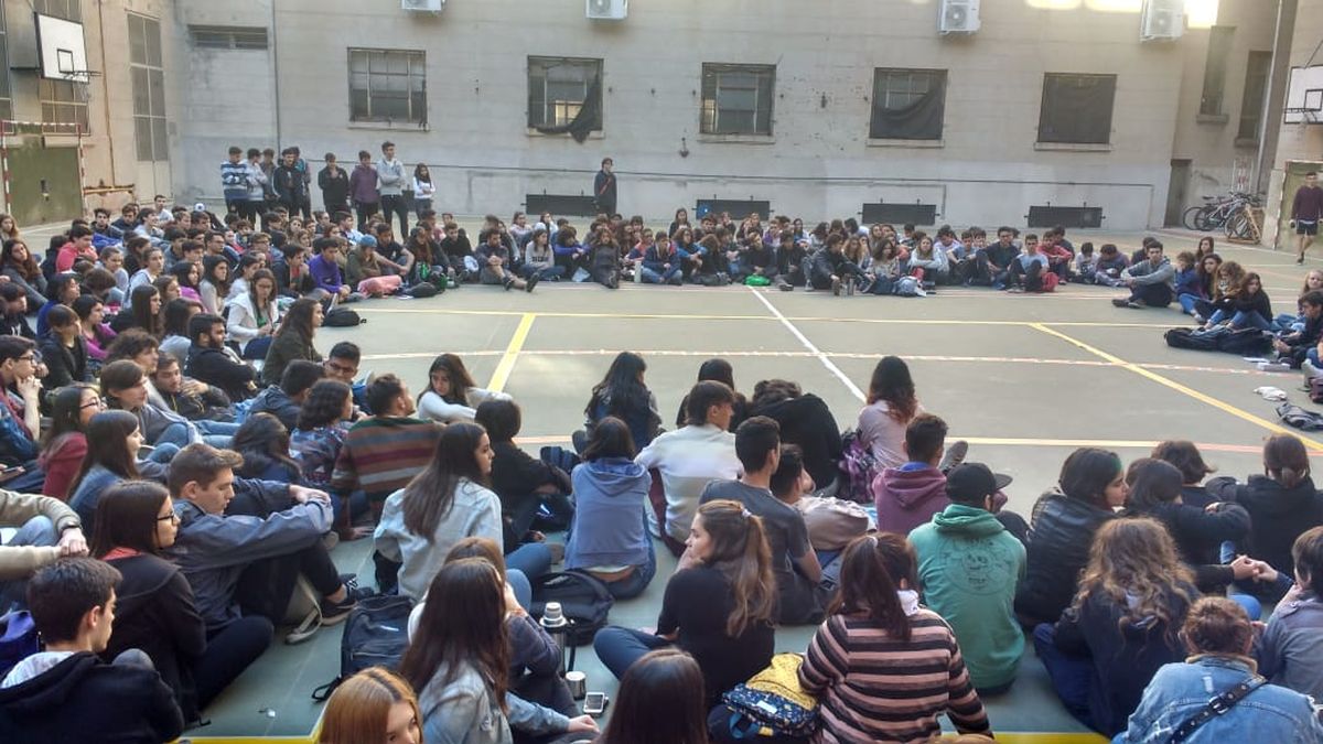 Escuelas de la UNR participarán por primera vez en evaluación nacional