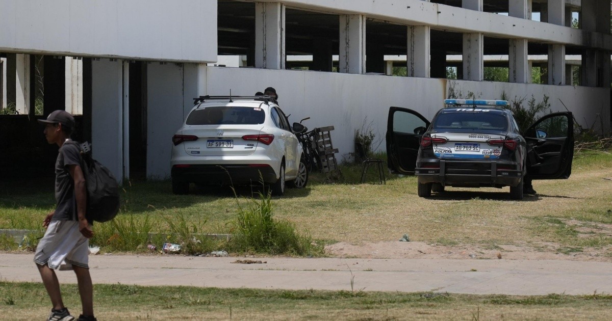 Quiso coimear a policías cerca del Hospital Regional Sur de Rosario y terminó preso
