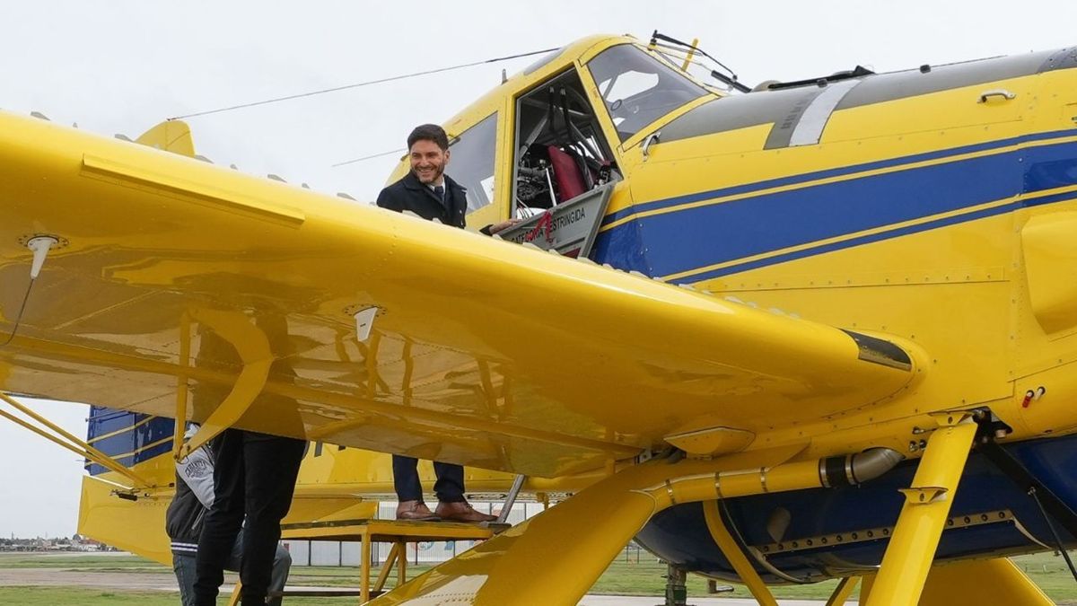 Santa Fe presentó su flota aérea antiincendios en el aeropuerto de Rosario