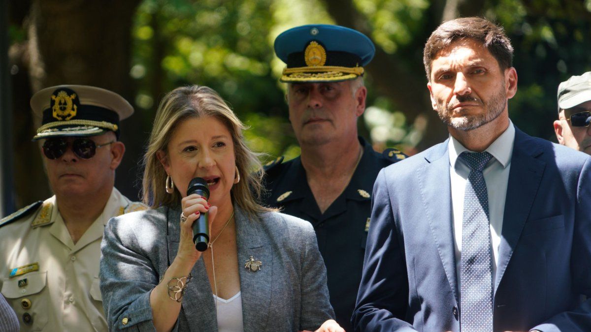Pullaro viaja a Buenos Aires para reunión clave con la ministra Monteoliva