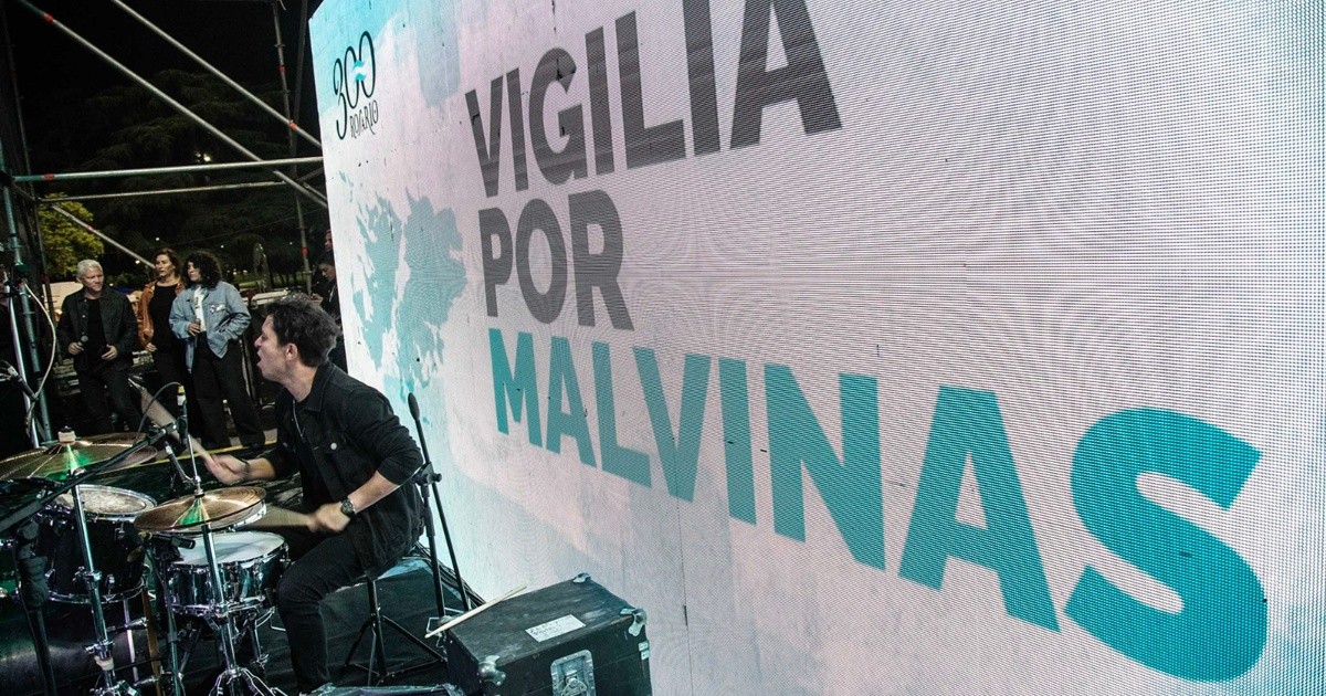 Rosario conmemora Malvinas con vigilia cultural en el Monumento