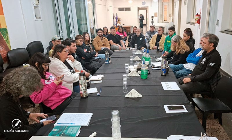 Rosario prepara paro regional: universitarios y sindicatos marchan el 15