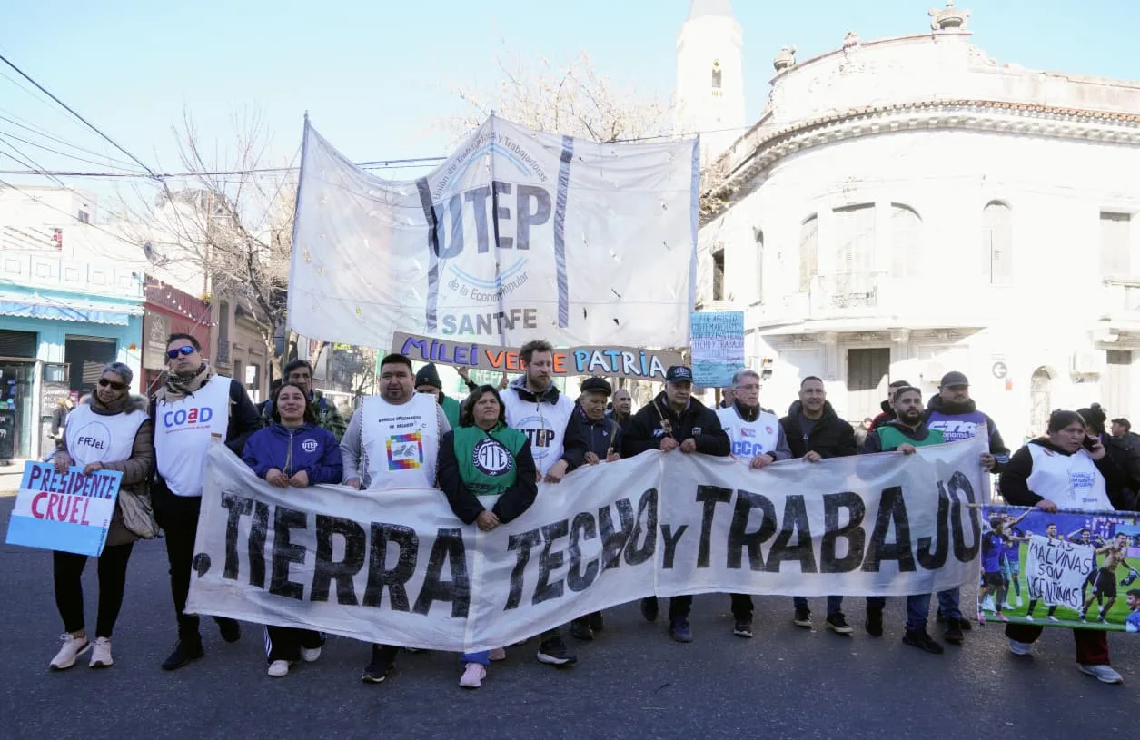San Cayetano en Rosario: 1.500 personas marcharon por pan, trabajo y comedores