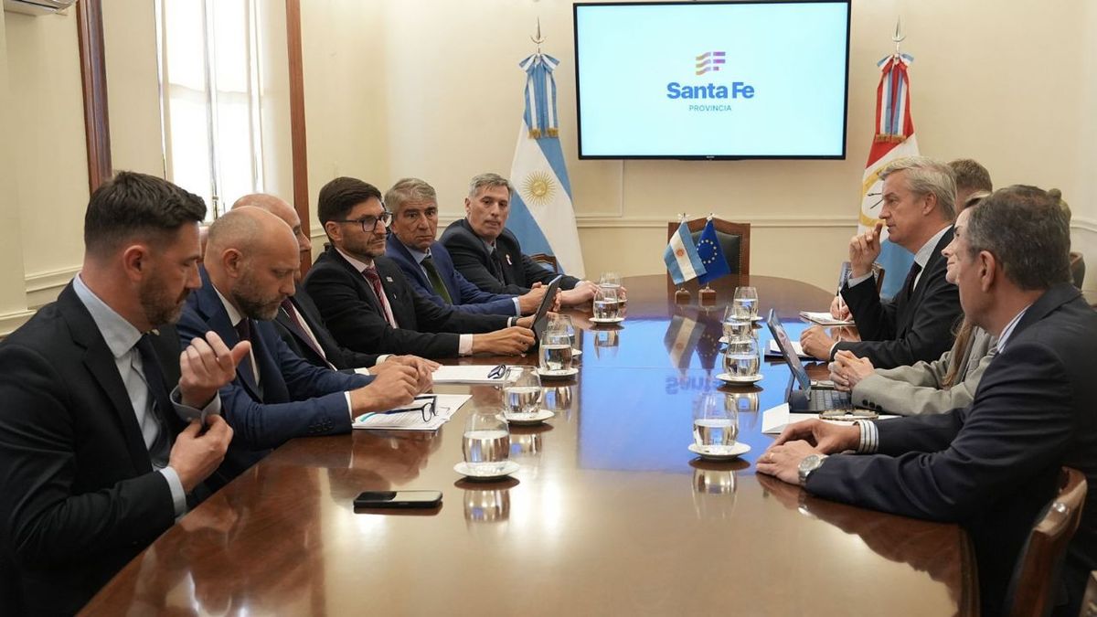 Santa Fe: Pullaro recibió al embajador de la UE para ampliar exportaciones