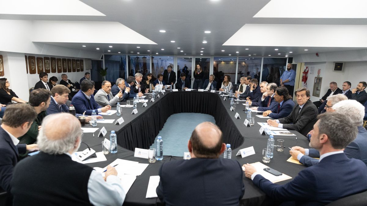 Santa Fe: mayor recorte de coparticipación entre 2023 y 2026