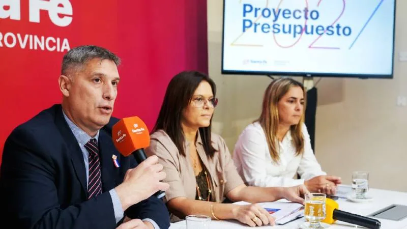 Pullaro presentó Presupuesto 2027 de Santa Fe: $18,88 billones y canceló deuda