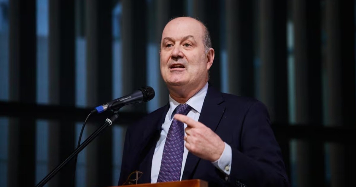Sturzenegger: el Gobierno busca que Argentina tenga salarios como Japón y Polonia