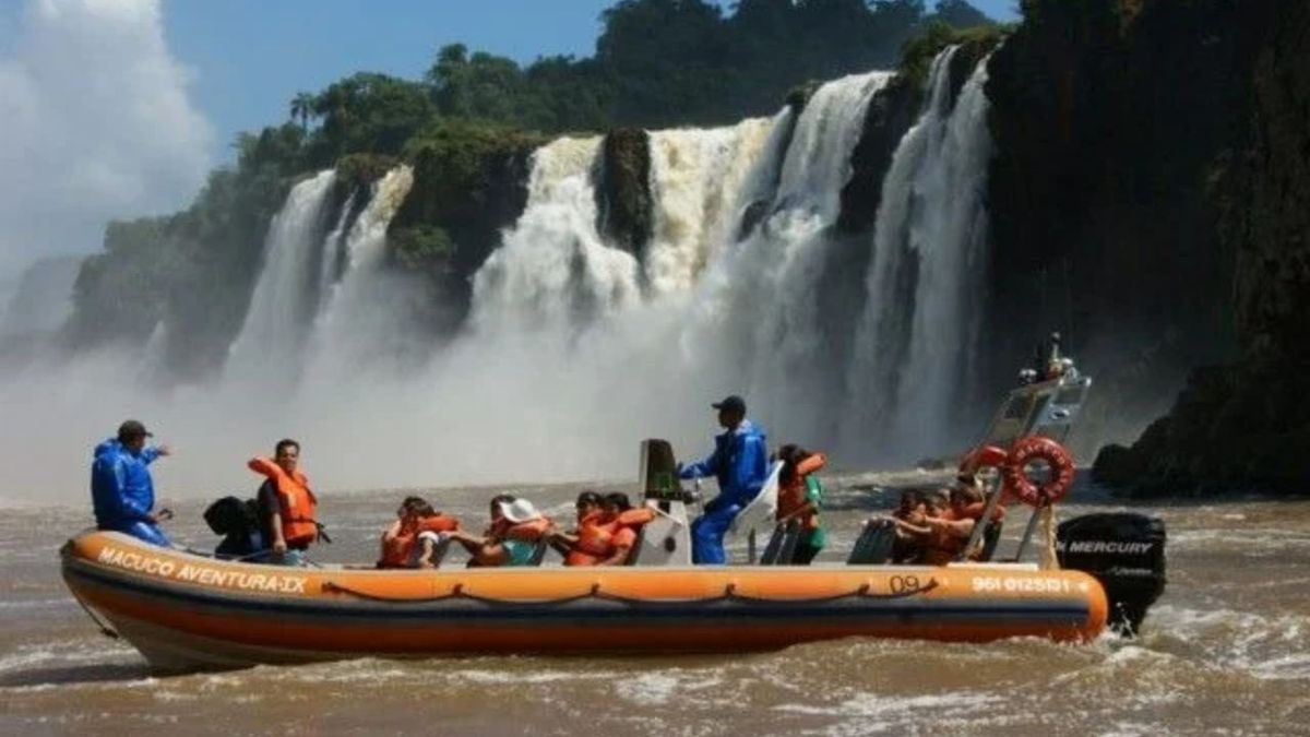 Murió un turista neerlandés tras el vuelco de una lancha en Cataratas del Iguazú