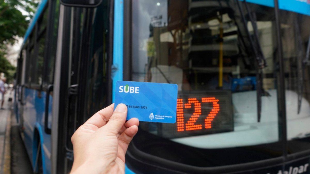 Transporte en Rosario: garantizan frecuencias pero alertan por demoras en Sube