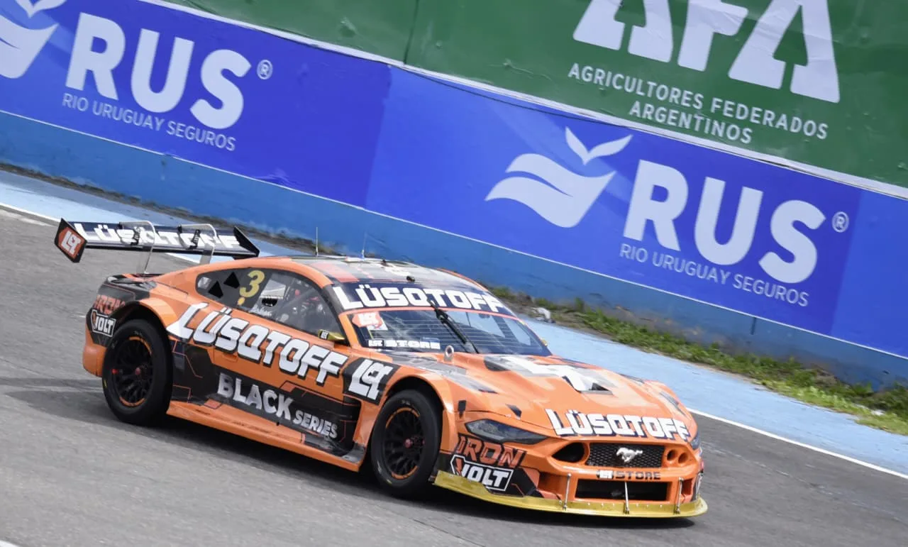 Lambiris ganó de punta a punta en Rosario y el TC volvió tras 7 años