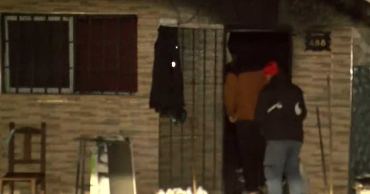 Incendio en Rosario destruyó el vestido de 15 de Delfina: cómo ayudar
