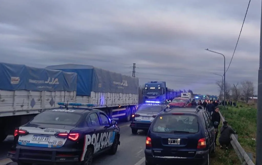 Tragedia en ruta 34: un motociclista murió y otro está grave tras ser embestidos por una camioneta