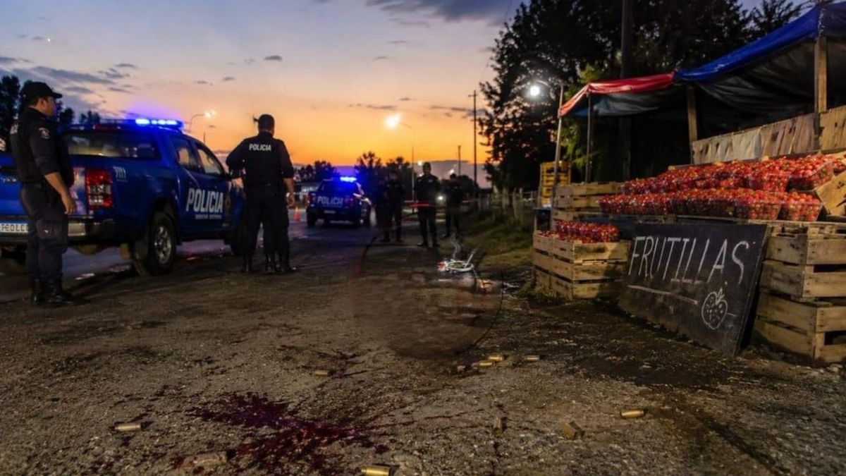 Pelea entre puesteros de frutillas terminó a los tiros en ruta santafesina: tres heridos